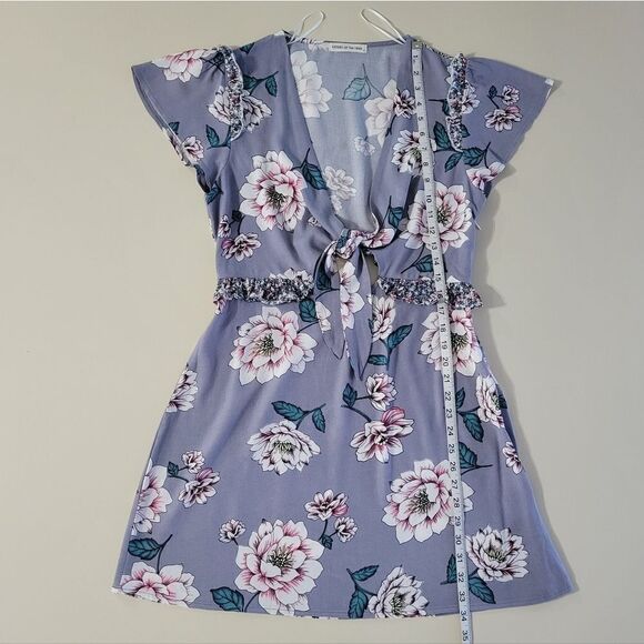 Sister Of The Tribe Floral V-neck Midi Dress with Ruffles and Cutouts - Picture 5 of 16